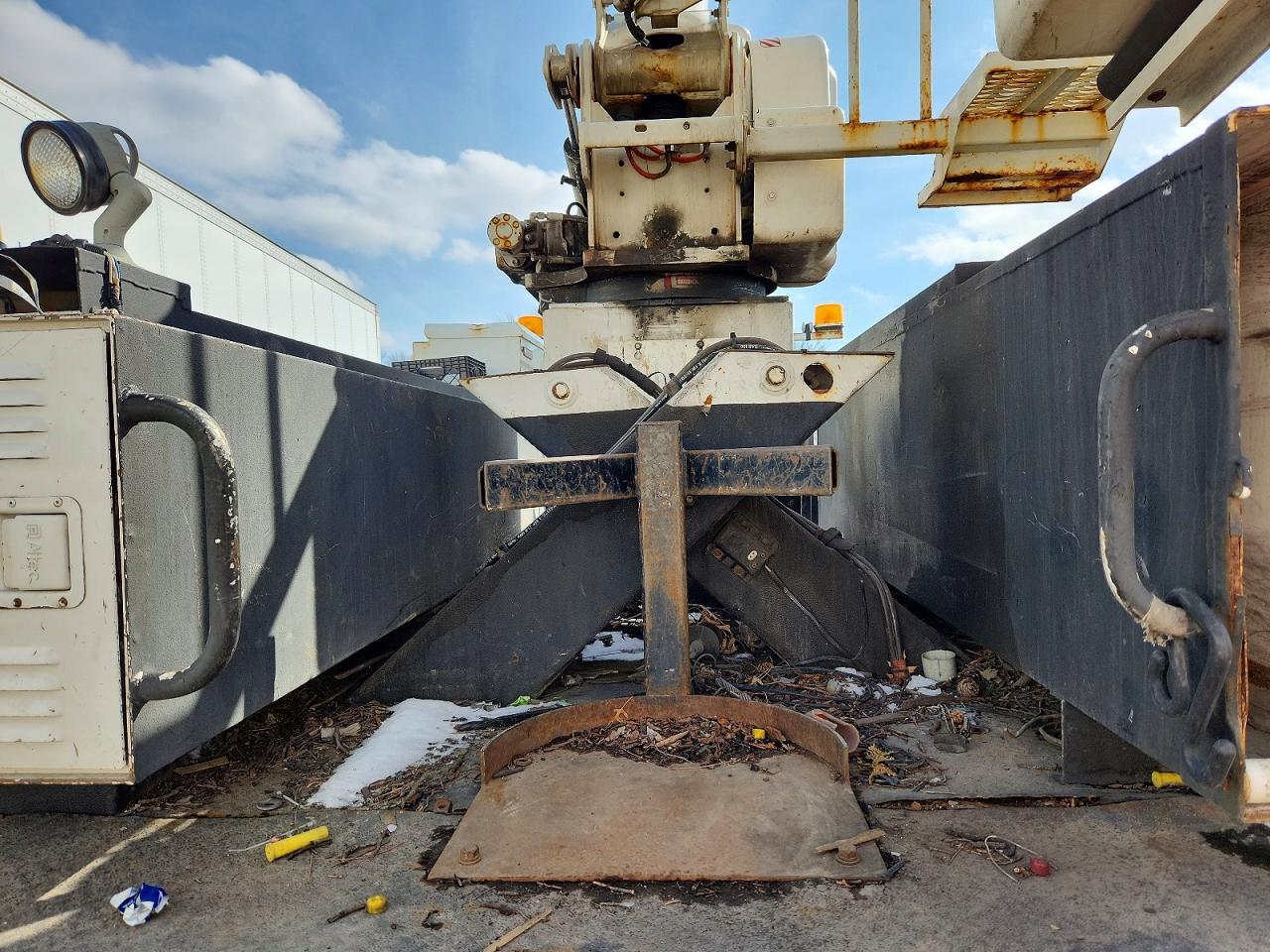 2011 Ford F750 Super Duty Bucket Truck