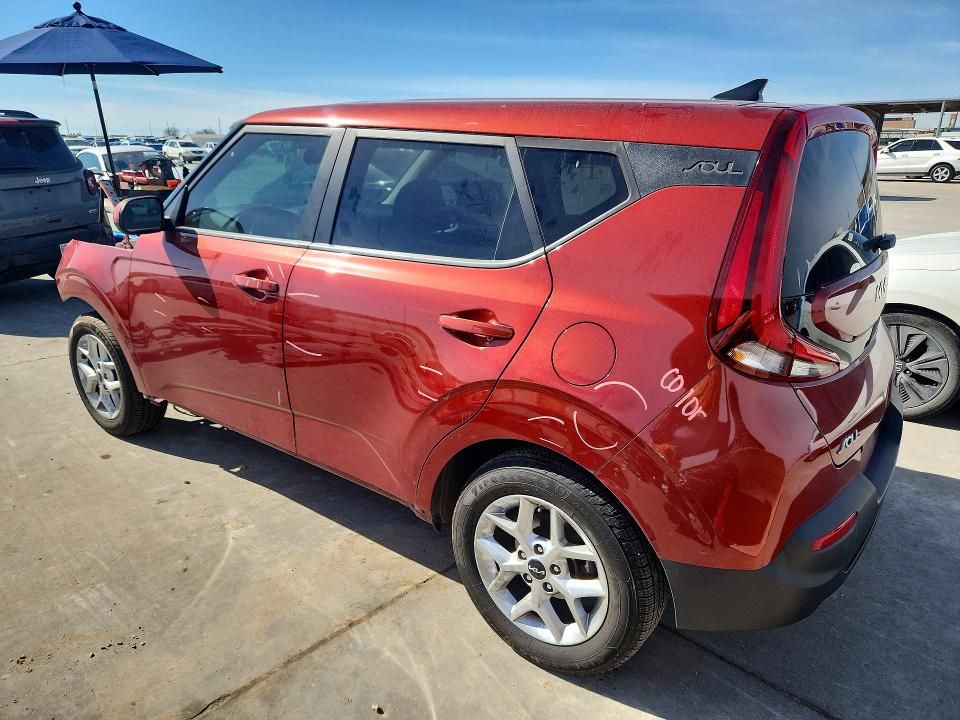 2022 KIA Soul lx