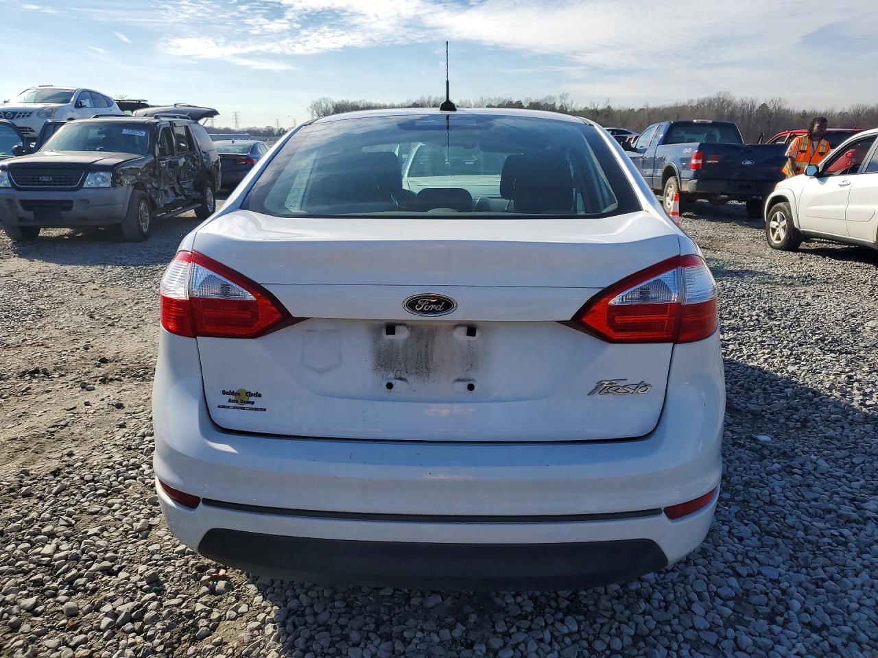 2016 Ford Fiesta s