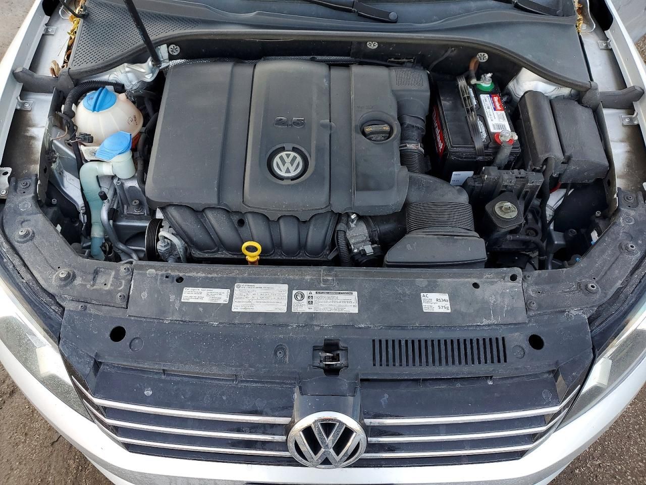 2014 Volkswagen Passat s