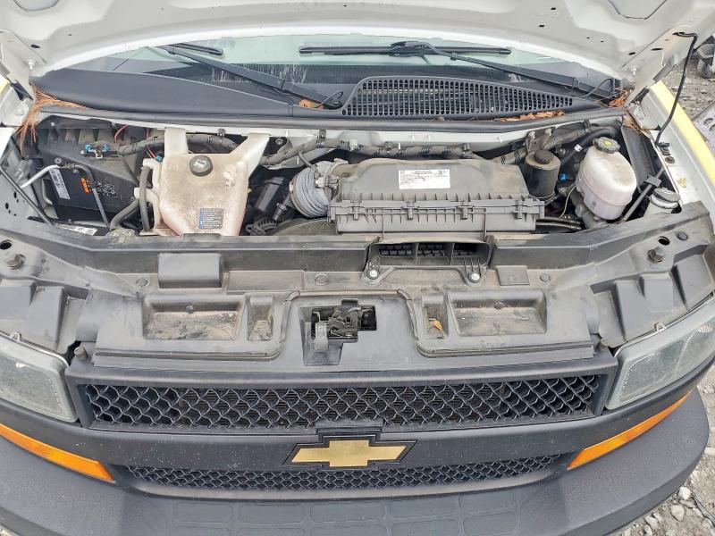 2022 Chevrolet Express G2500
