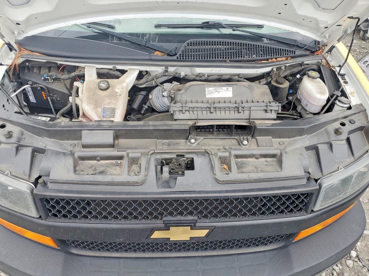 2022 Chevrolet Express G2500
