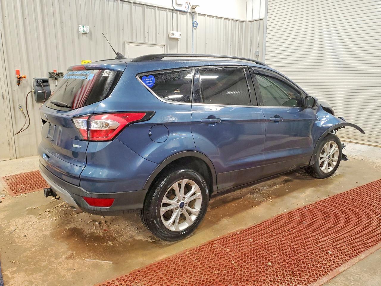 2018 Ford Escape sel
