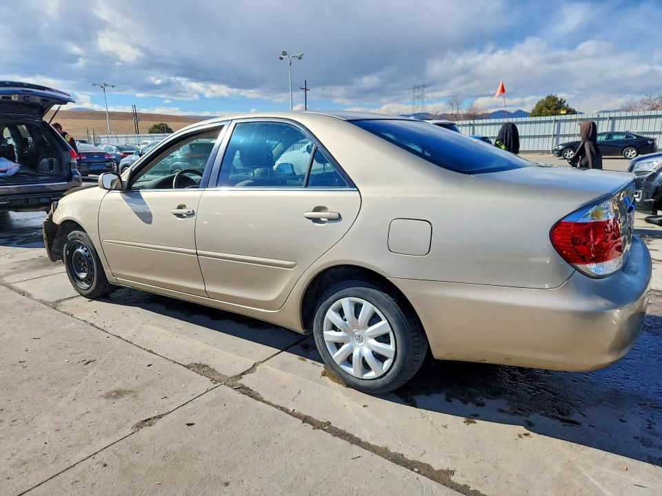 2006 Toyota Camry le