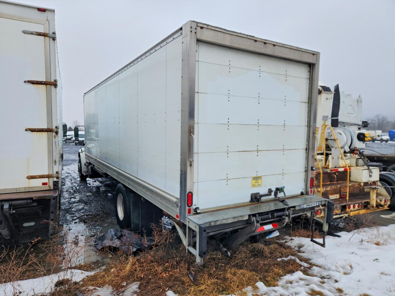 2020 Freightliner M2 106 MED-BOX Truck