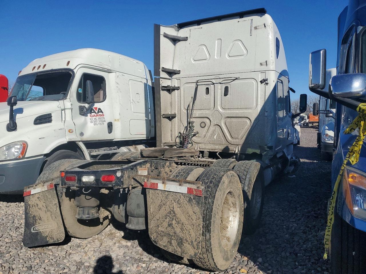2019 Freigliner 2019 Freightliner Cascadia Semi Truck