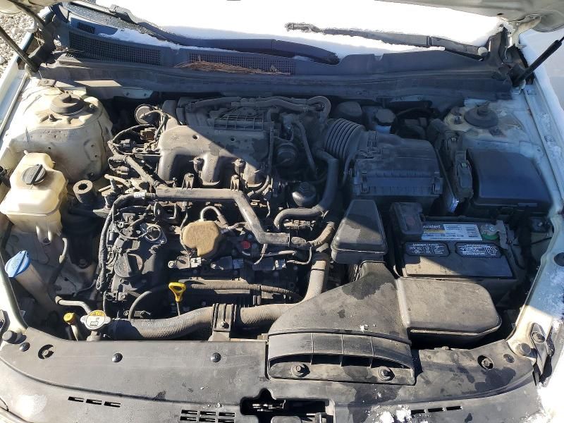 2016 KIA Cadenza Luxury