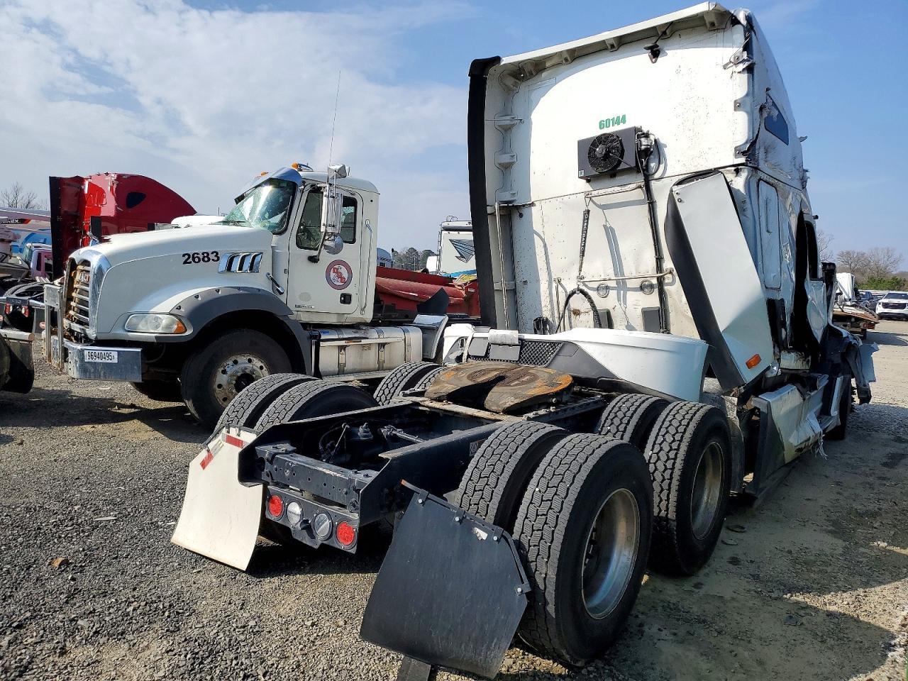 2024 Kenworth T680 Semi Truck