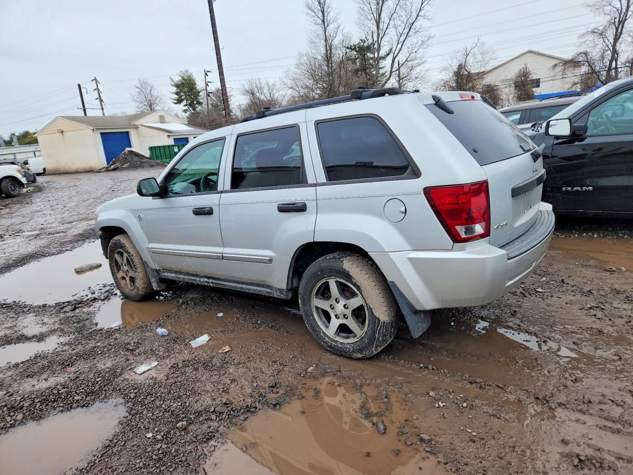 2005 Jeep Grand Cherokee Laredo