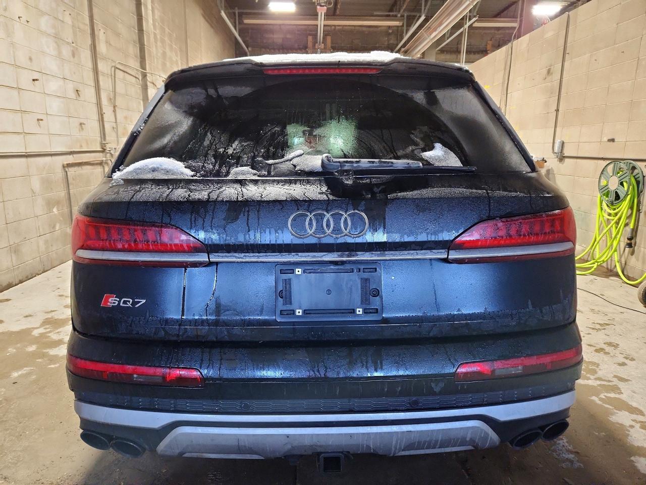 2020 Audi SQ7 Premium Plus