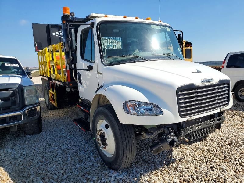 2021 Freightliner Business Class M2 Flatbed Truck