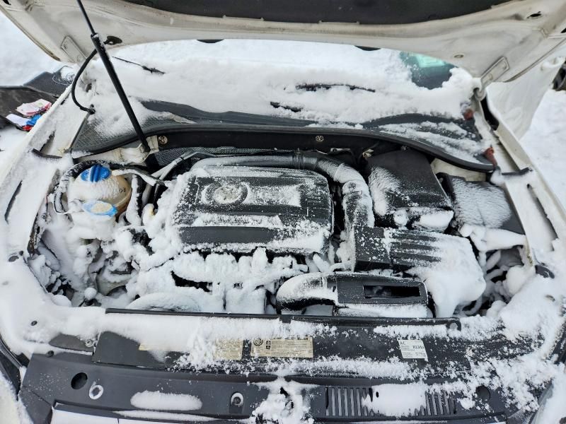 2014 Volkswagen Passat se