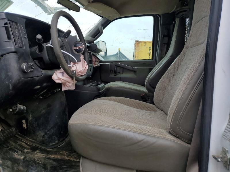 2017 GMC Savana 2500 Cargo Utility / Service van