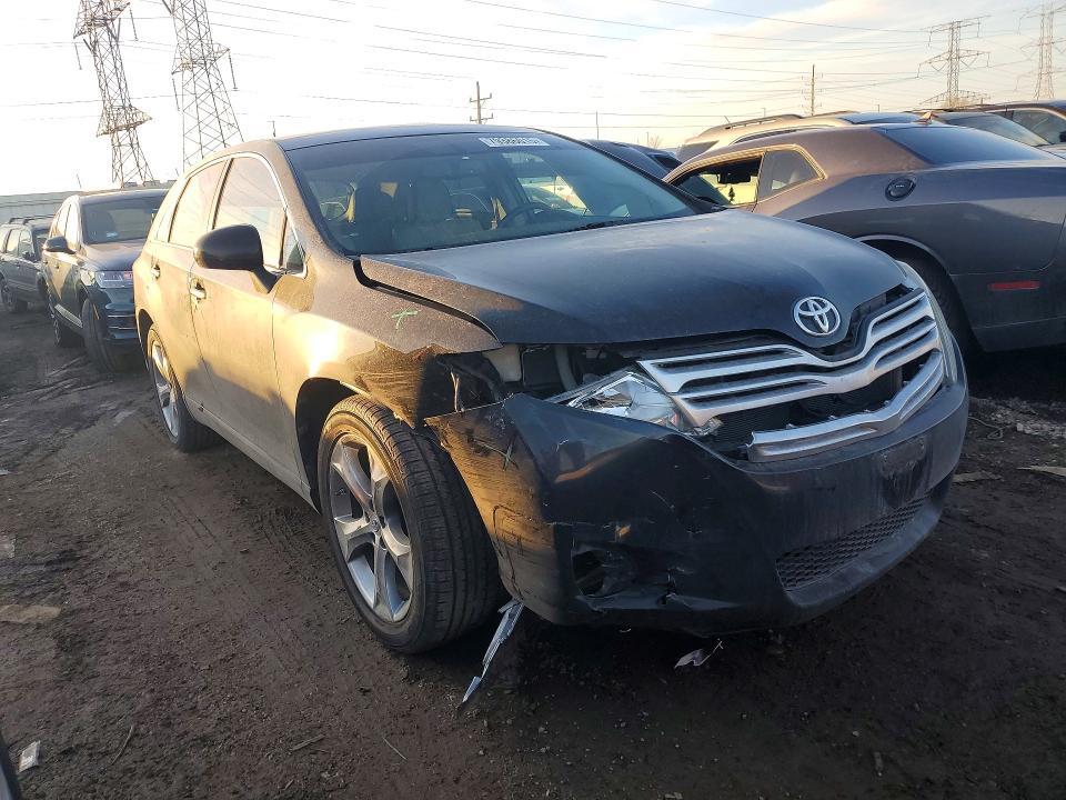 2011 Toyota Venza awd V6