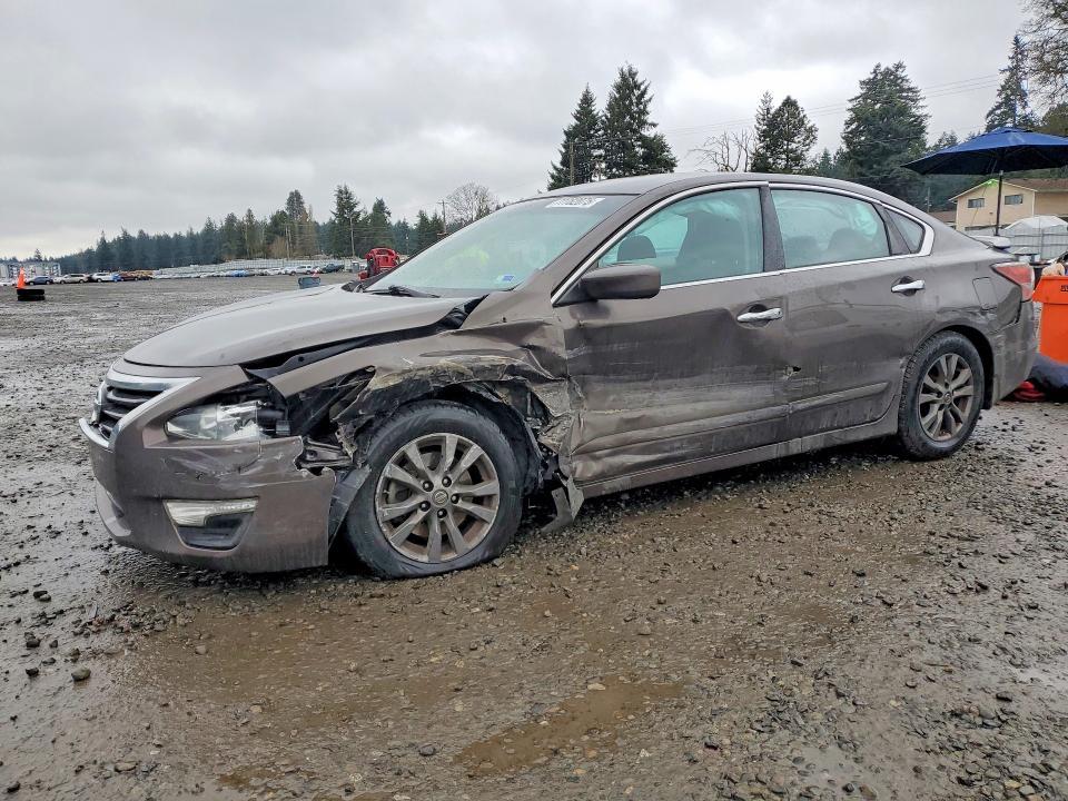 2015 Niss Altima 2.5 s