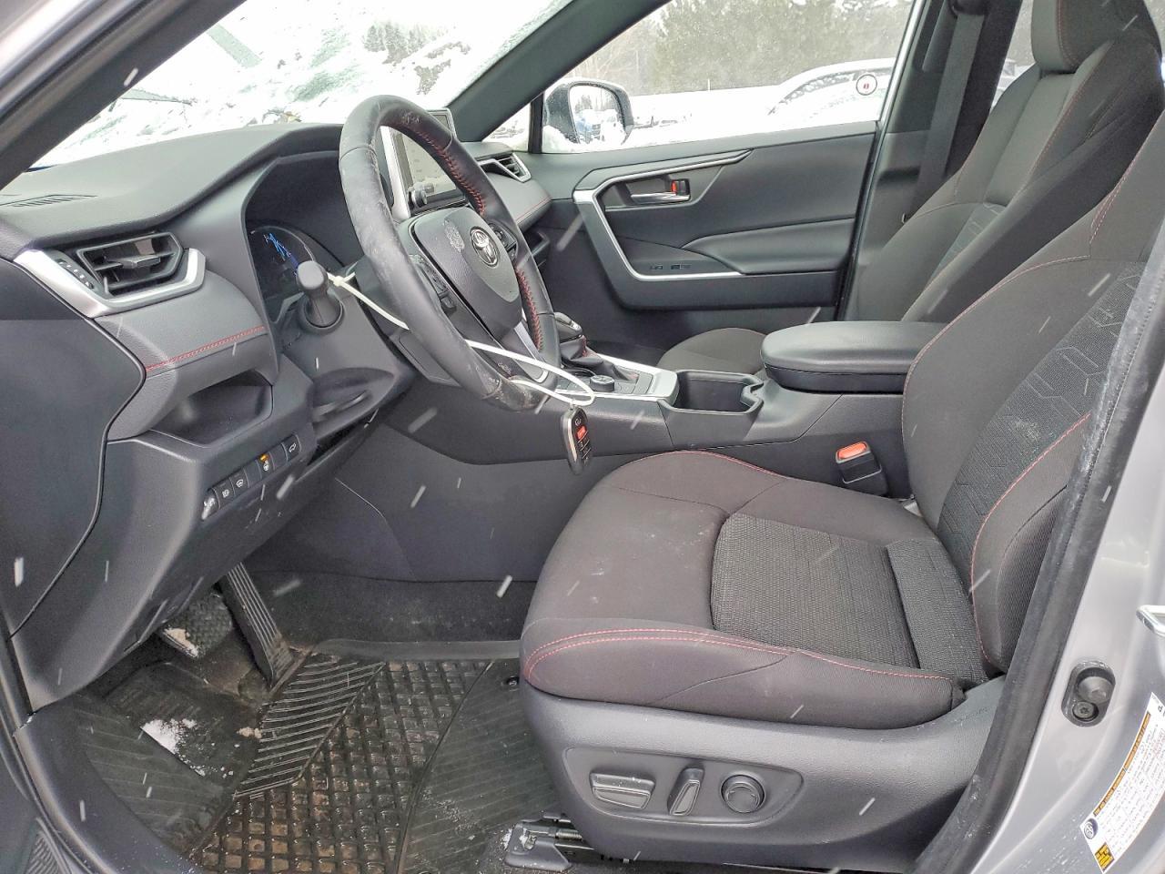 2025 Toyota Rav4 xse