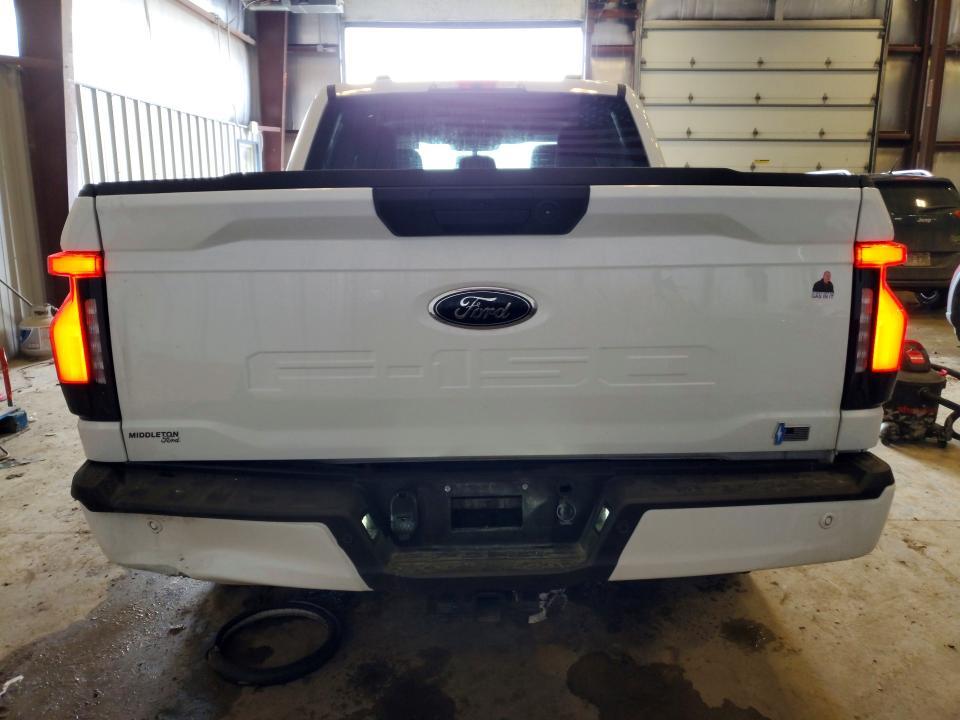 2023 Ford F150 Lightning pro