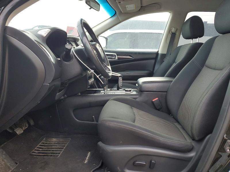 2018 Nissan Pathfinder s