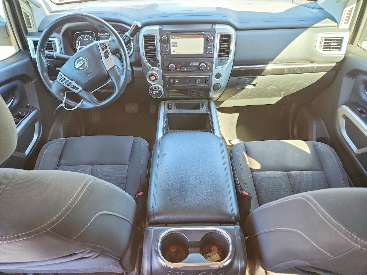 2018 Nissan Titan SV