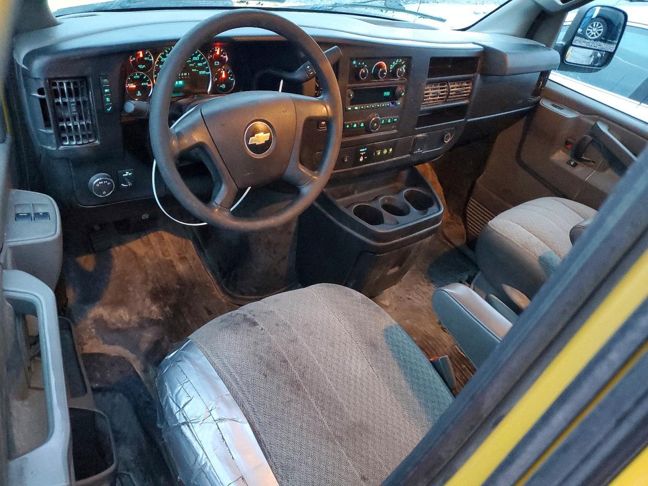 2020 Chevrolet Express G2500