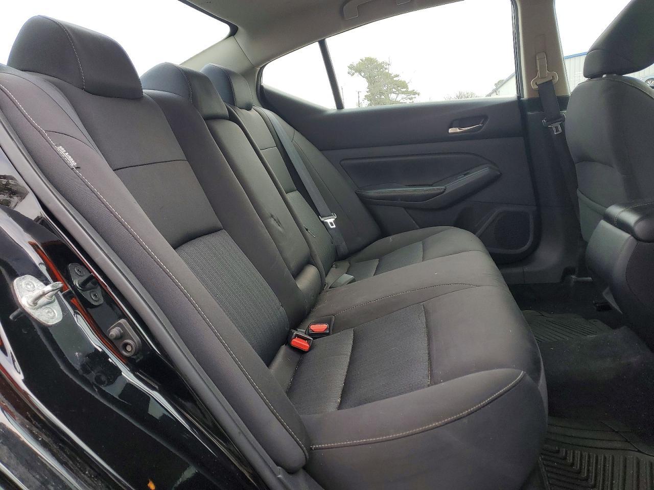 2019 Nissan Altima s