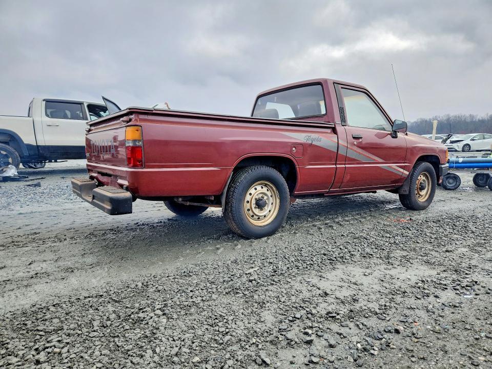 1988 Toyota Pickup Base