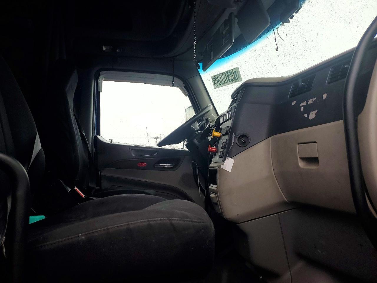 2019 Peterbilt Truck Peterbilt-BOX Truck