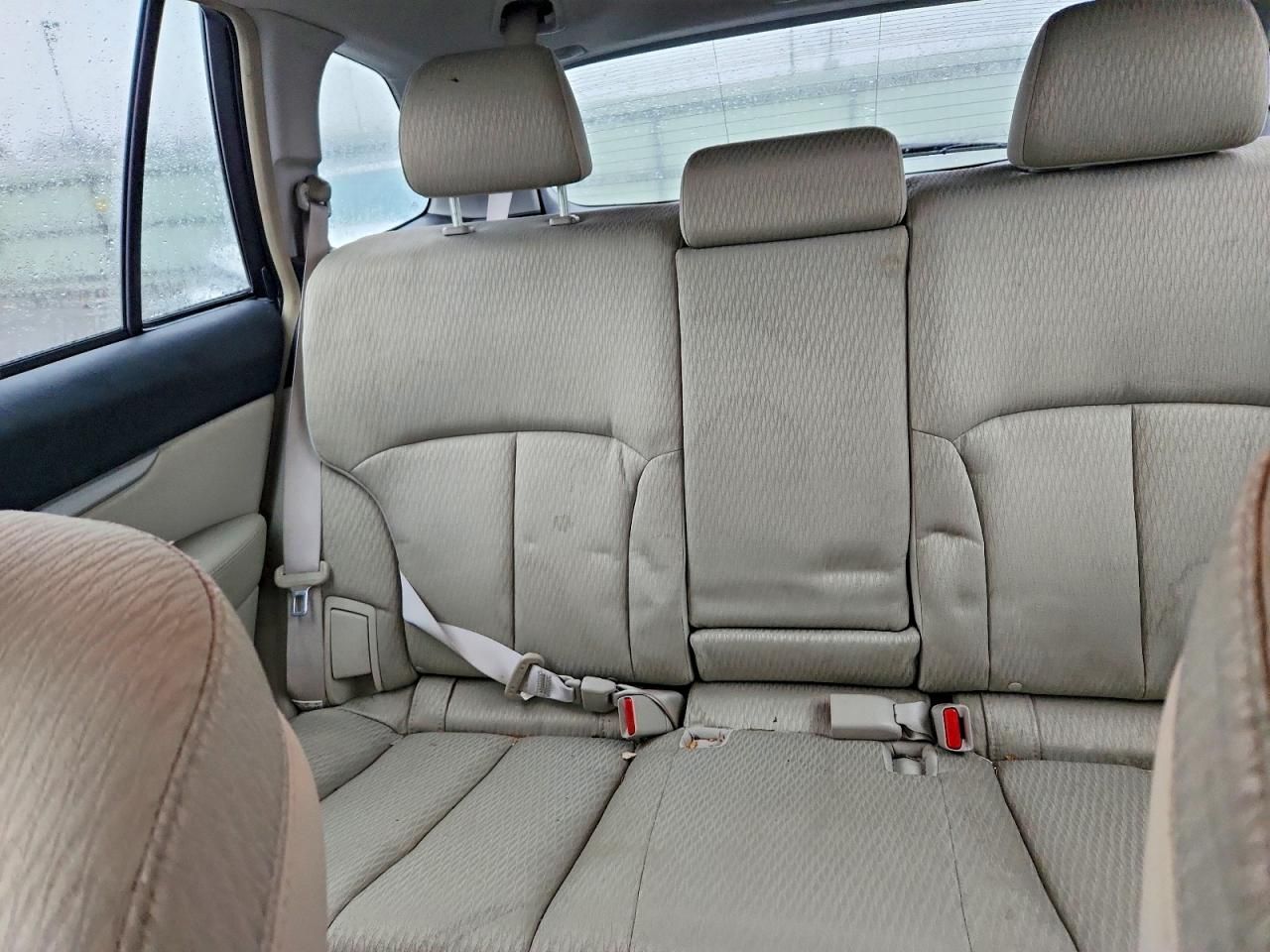 2010 Subaru Outback 2.5i