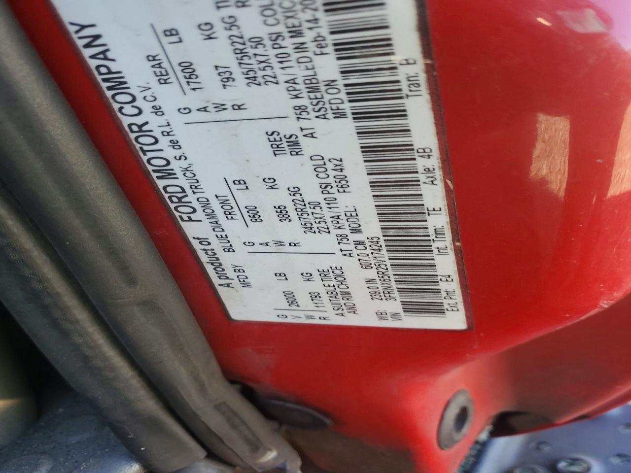 2005 Ford F650 Super Duty Rollback Truck