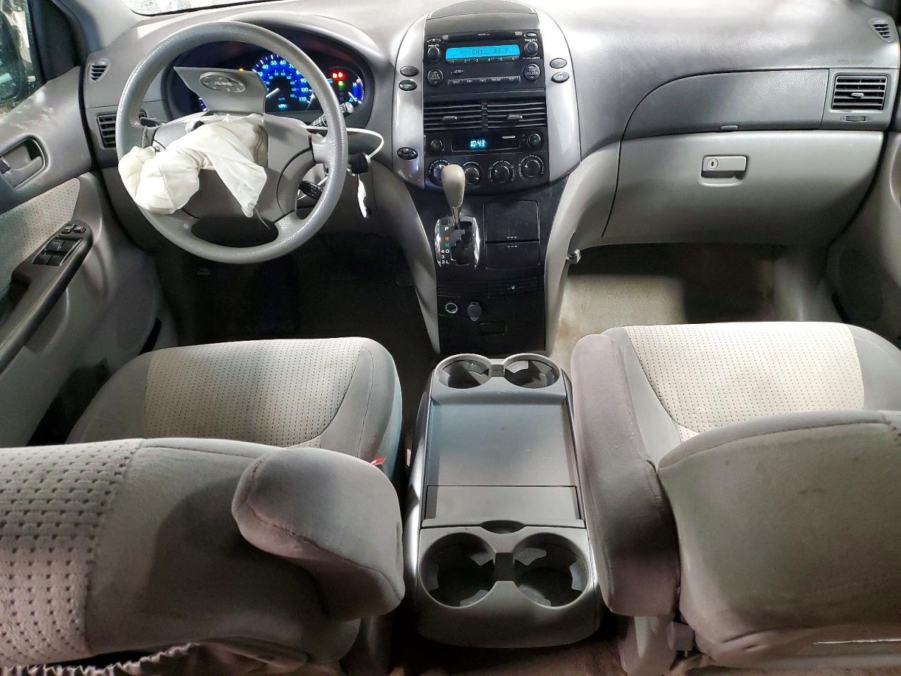 2009 Toyota Sienna ce