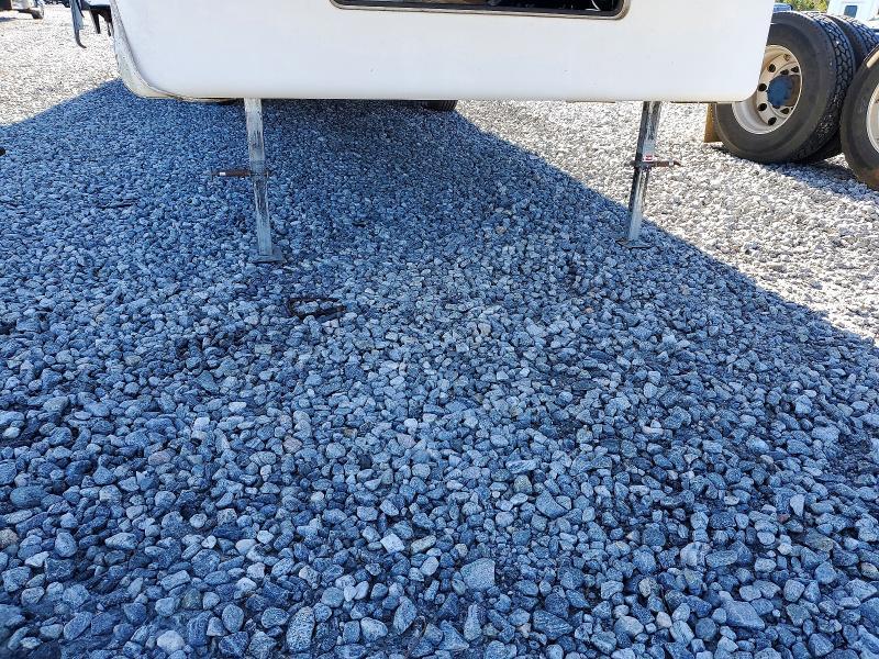 1999 Chal Lenger Camper