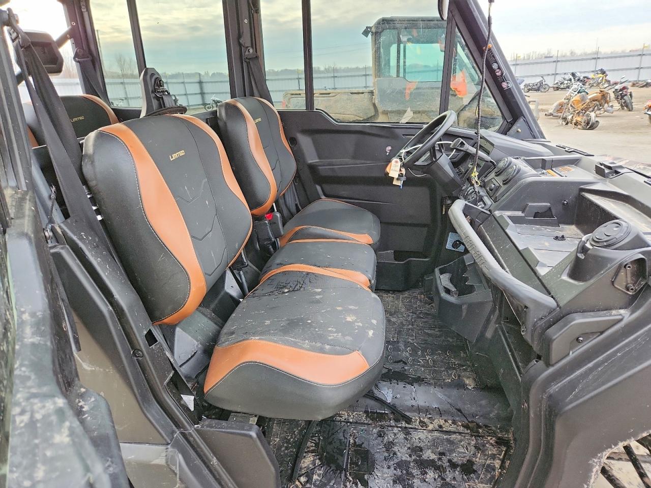 2024 Can-Am Defender Utility Vehicle