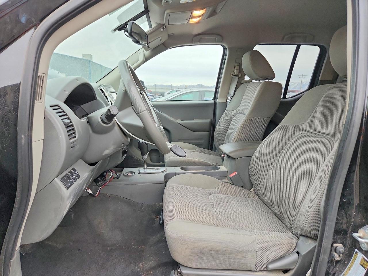 2021 Nissan Frontier SV