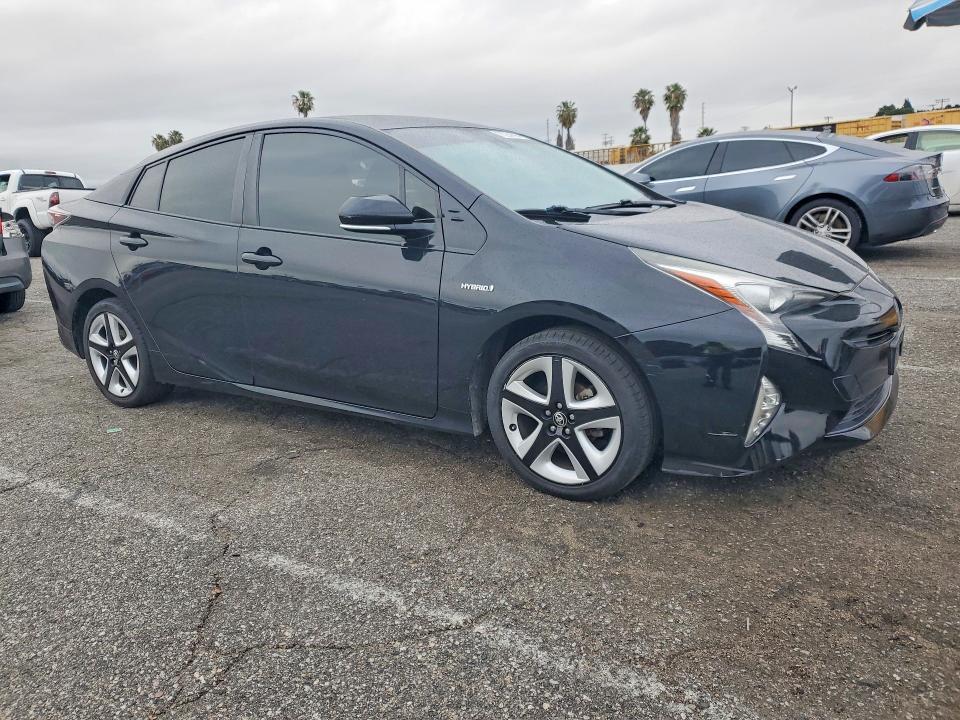 2017 Toyota Prius Three Touring