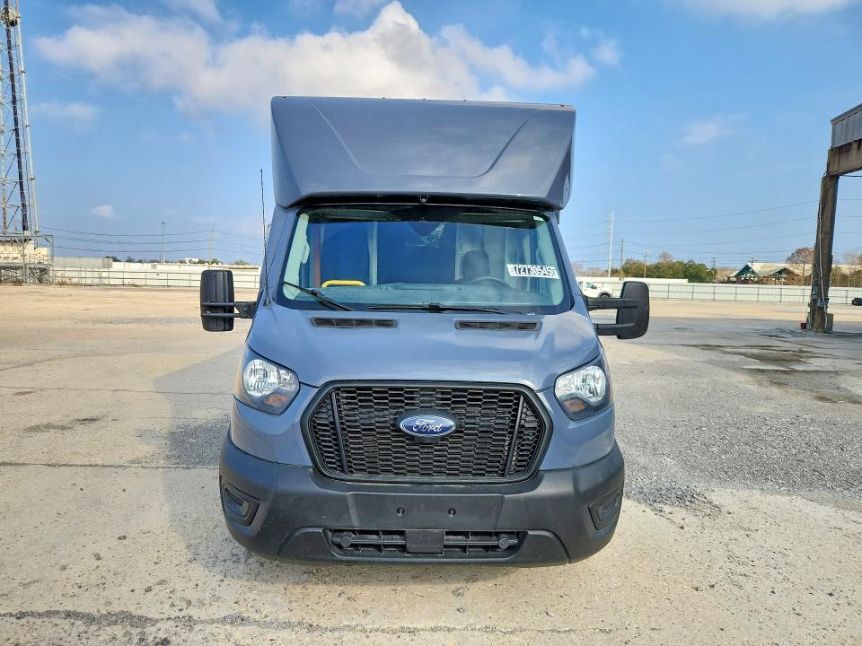 2021 Ford Transit Delivery Truck