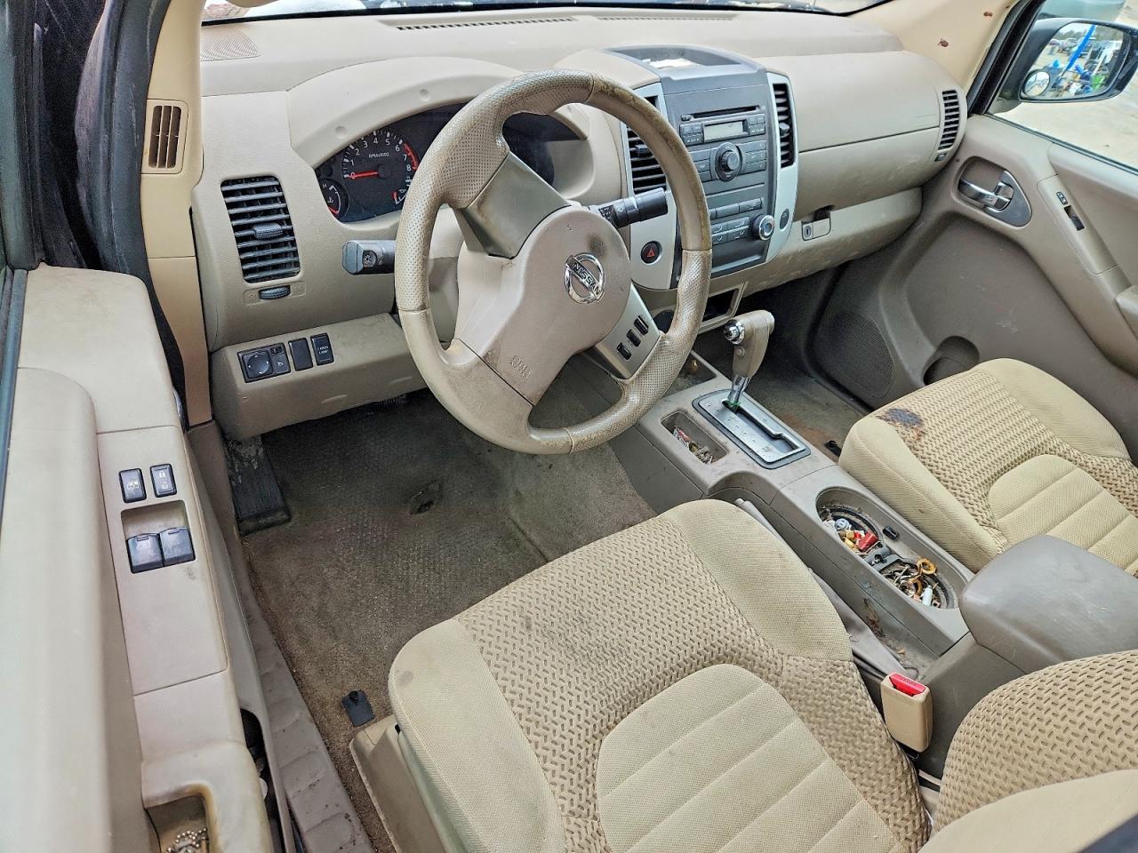 2011 Nissan Frontier s