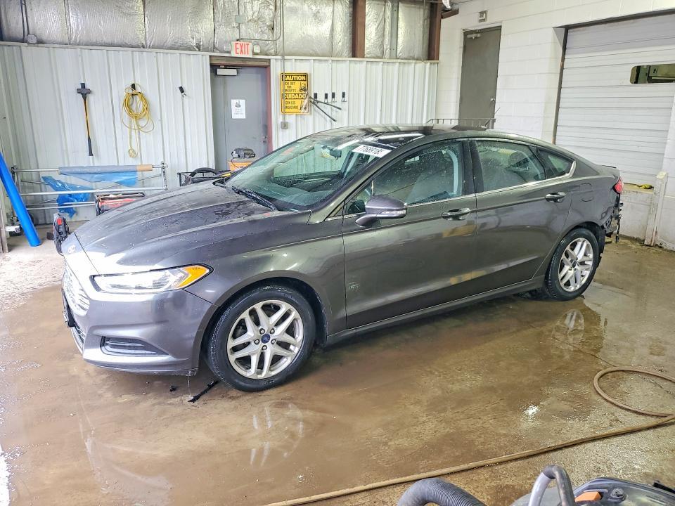 2016 Ford Fusion se