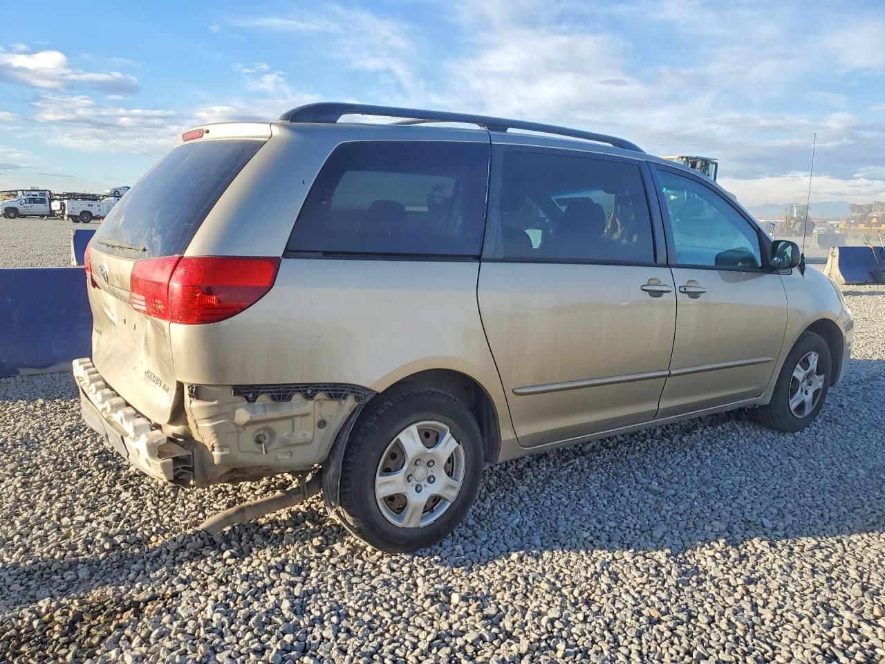 2004 Toyota Sienna ce