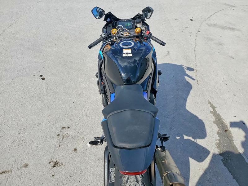 2023 Suzuki Gsx-r1000 r