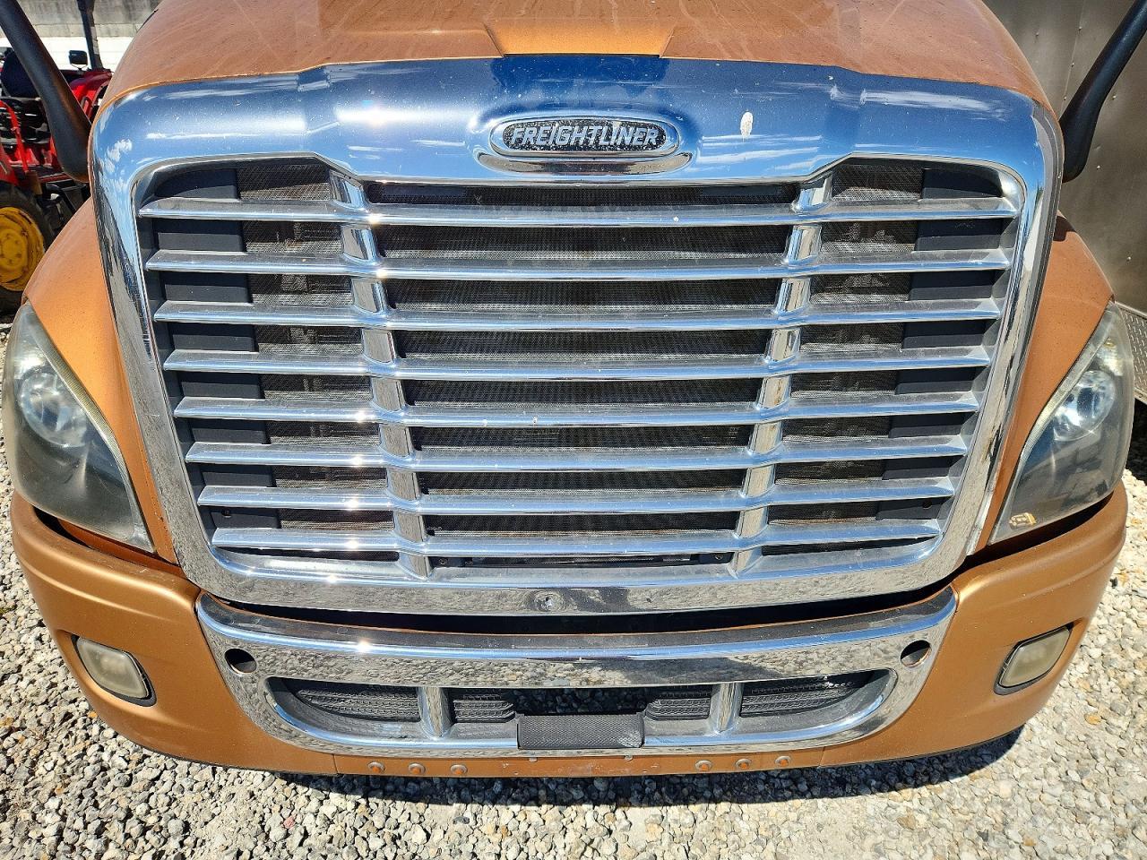 2013 Freightliner Cascadia Semi Truck