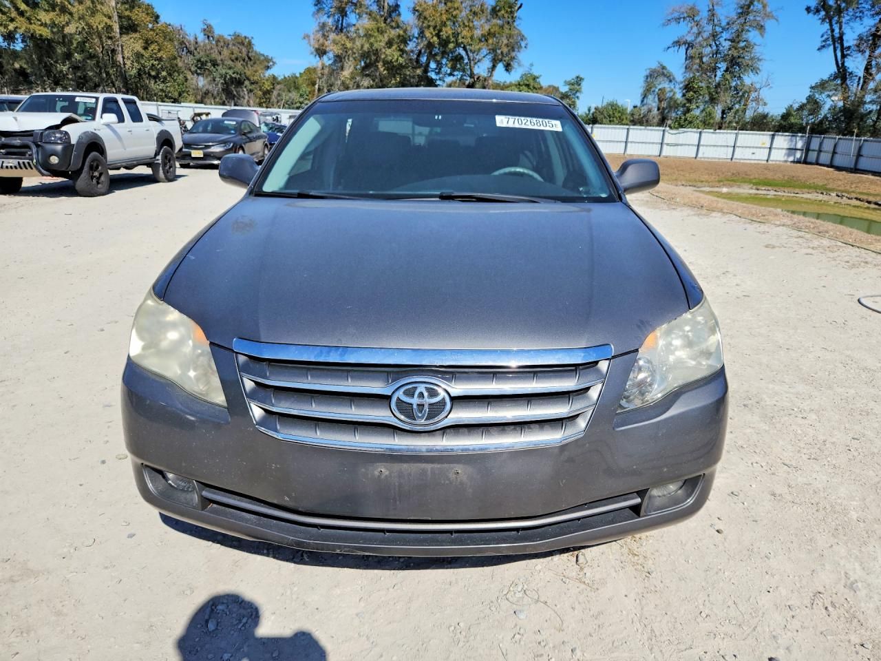 2005 Toyota Avalon xl