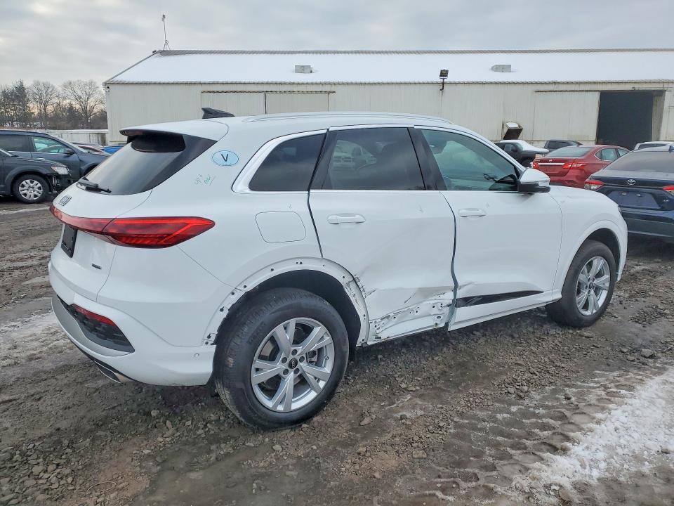 2025 Audi Q5 Premium