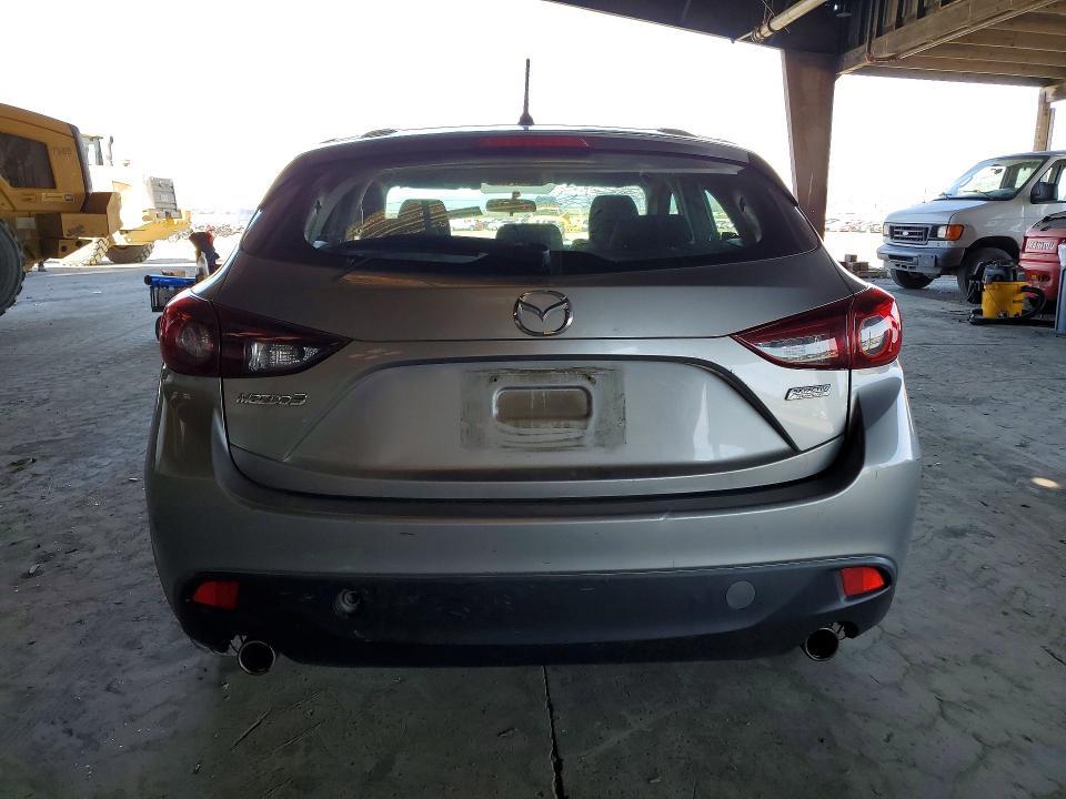 2015 Mazda 3 Sport