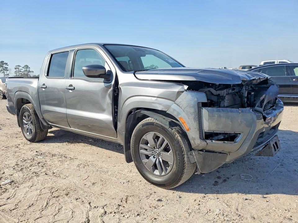 2025 Nissan Frontier s