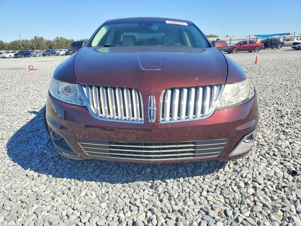 2009 Lincoln Townhouse MKS