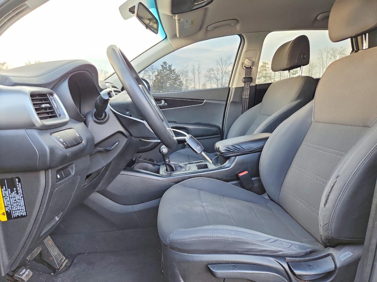 2017 KIA Sorento lx