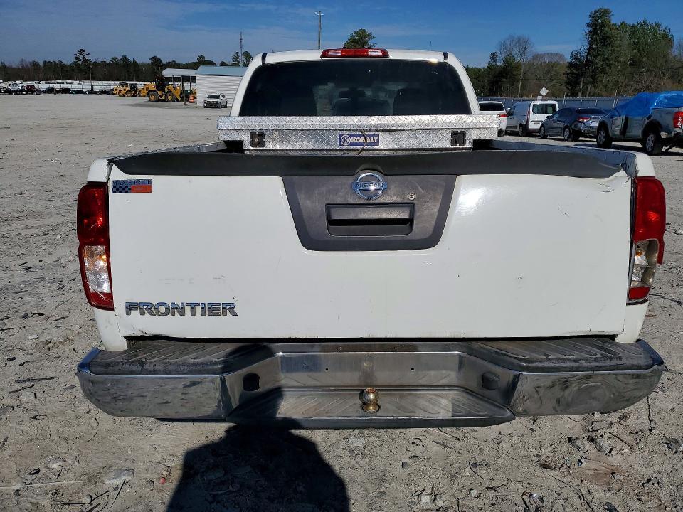 2015 Nissan Frontier s