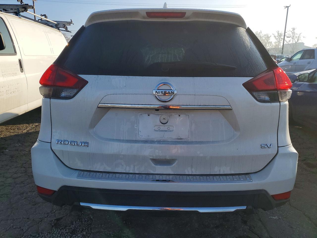 2018 Nissan Rogue s