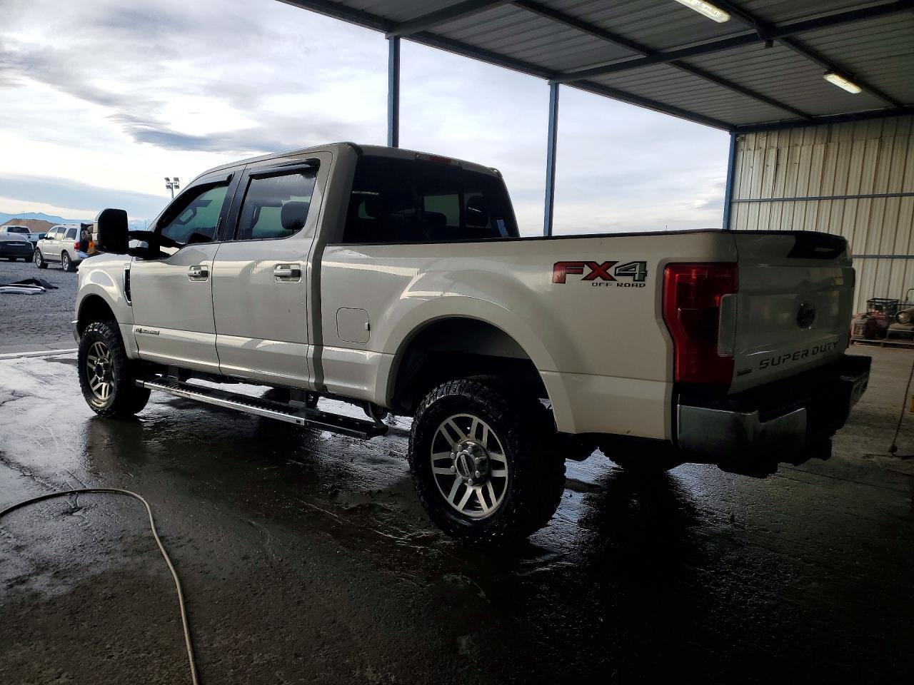 2019 Ford F250 Lariat 4WD 6.7L V8 Tdsl Crew Cab