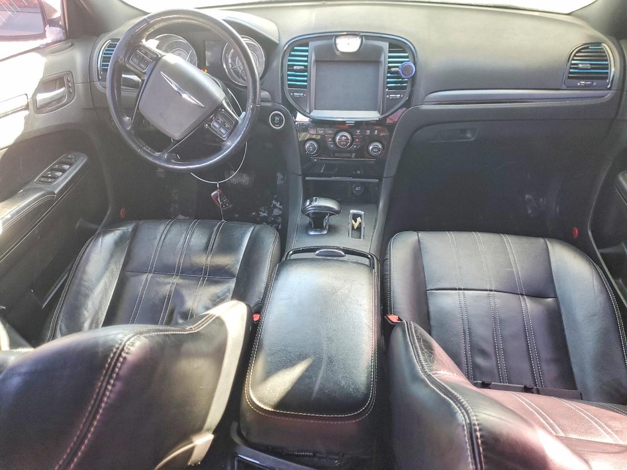 2012 Chrysler 300 s